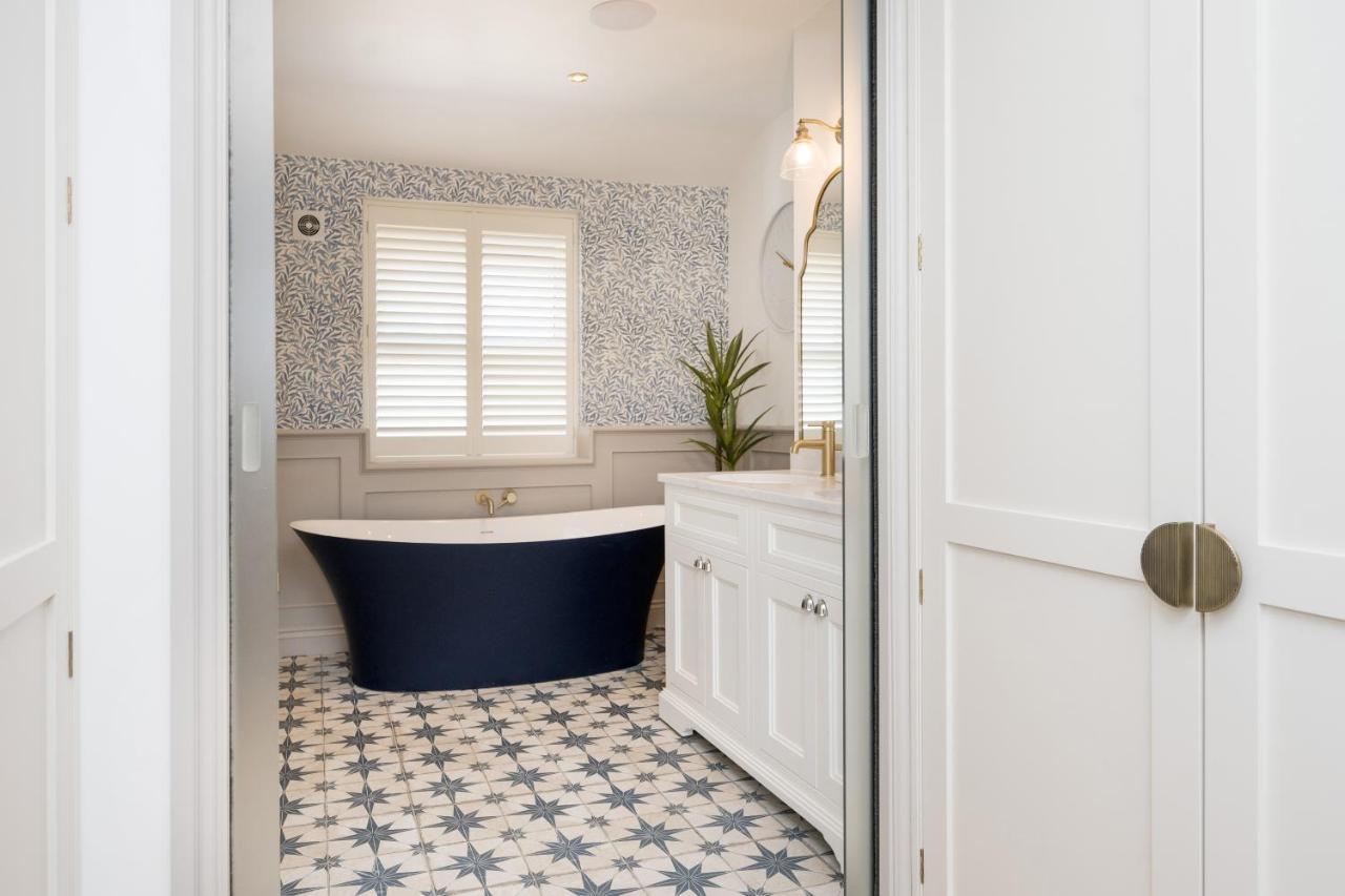 Townhouse By Harrogate Serviced Apartments ภายนอก รูปภาพ